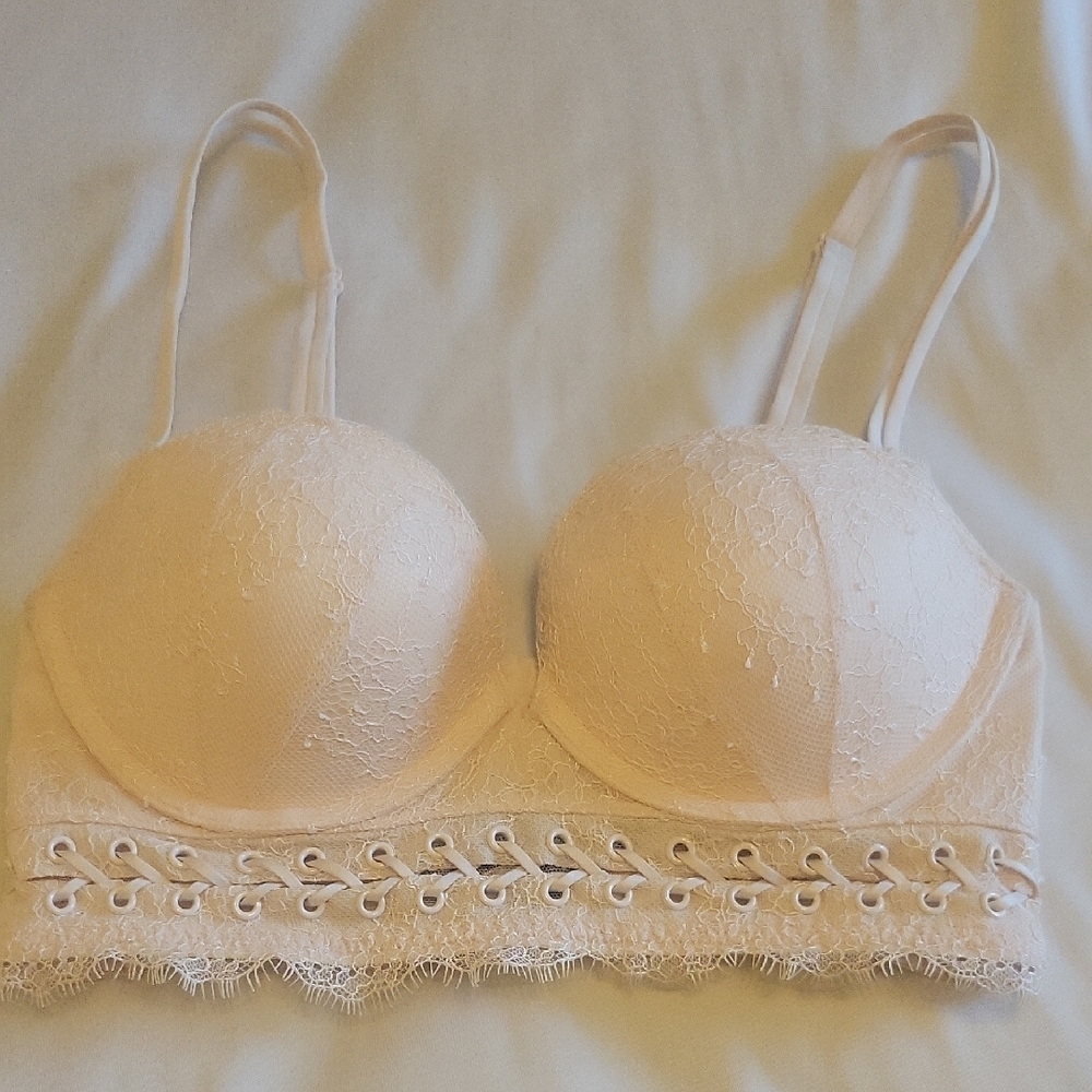 Victoria's Secret Light Pink Lace Bralette